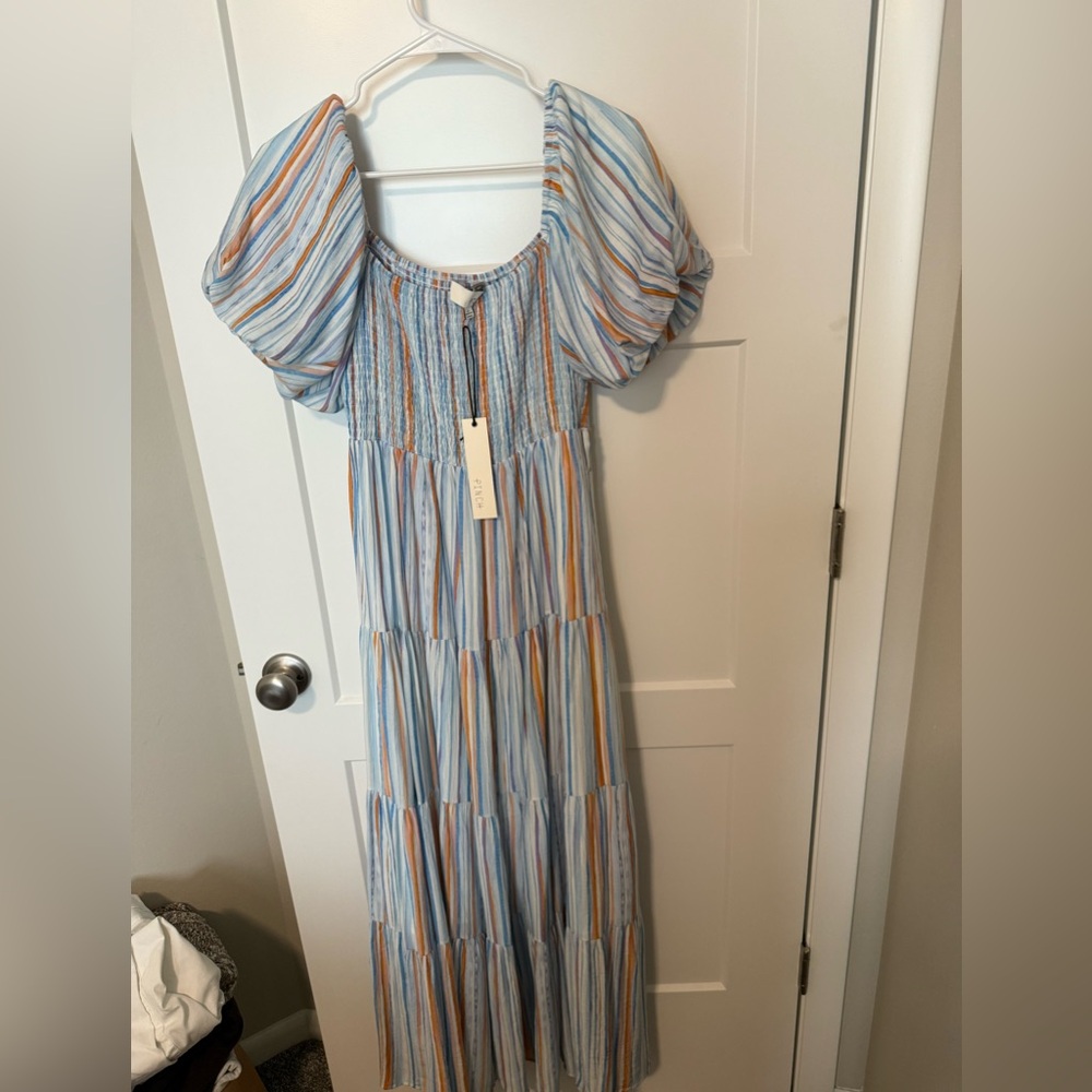 NWT Puff Sleeve Maxi Dress